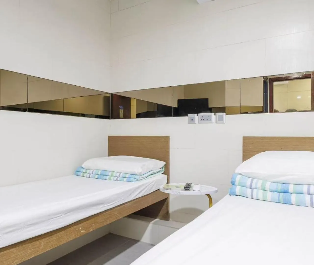 Ah Shan Hostel Hong Kong 2*,