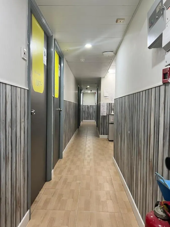 Ah Shan Hostel Hong Kong