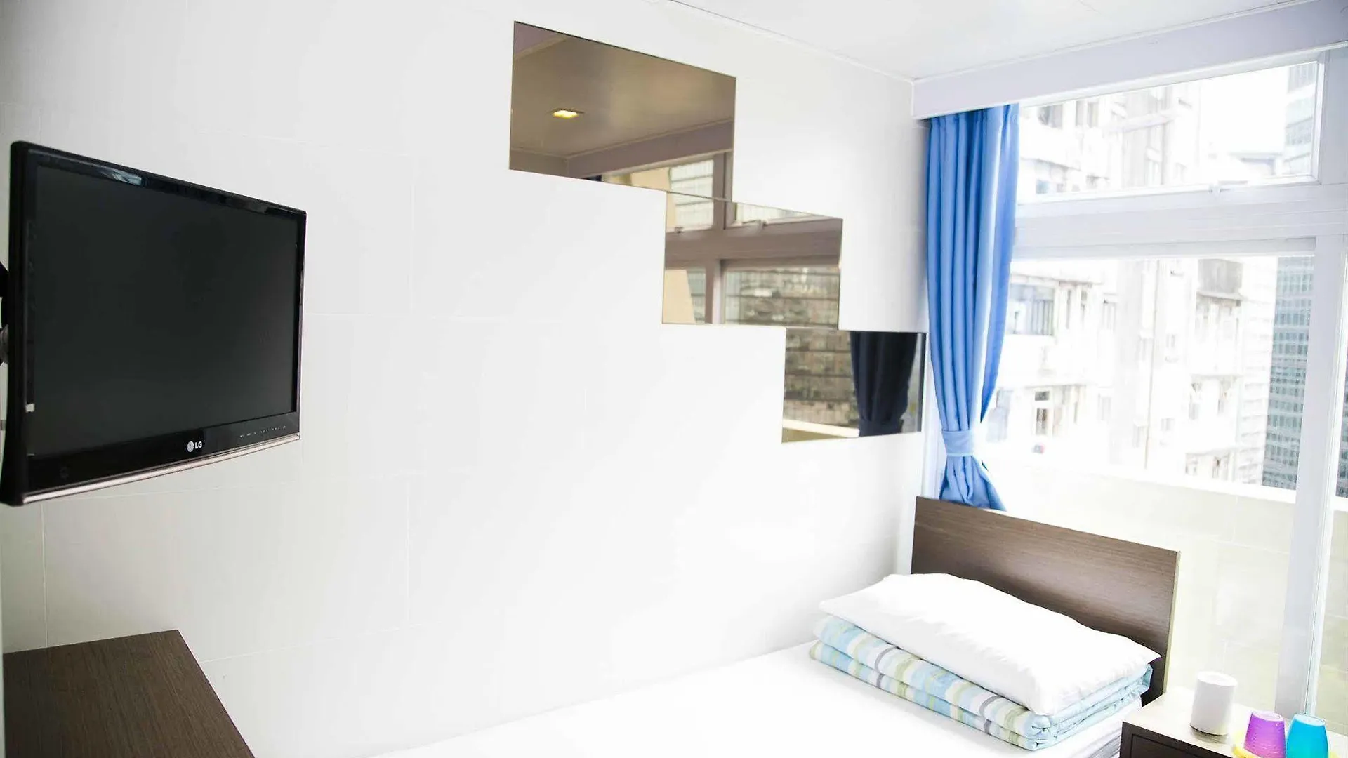 Ah Shan Hostel Hong Kong